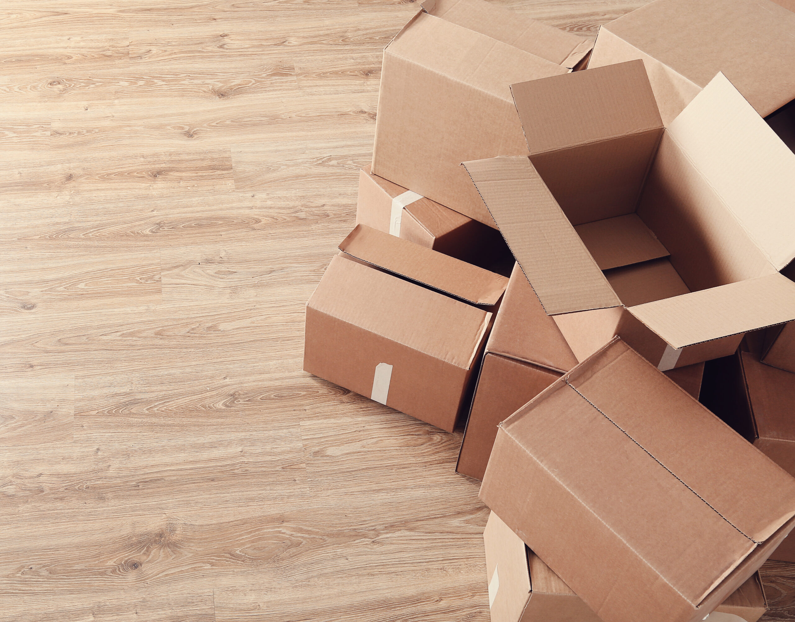 Photos carton demenagement scaled